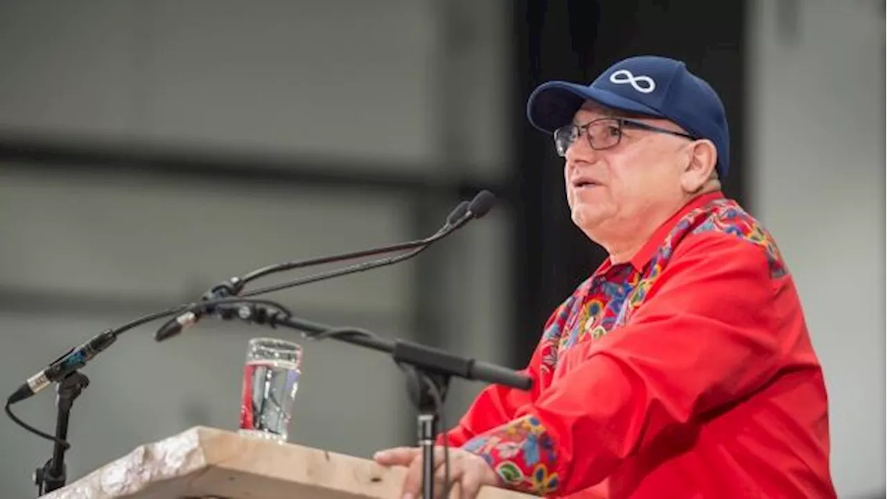 Feds mull options as Métis self-government bill threatens to collapse