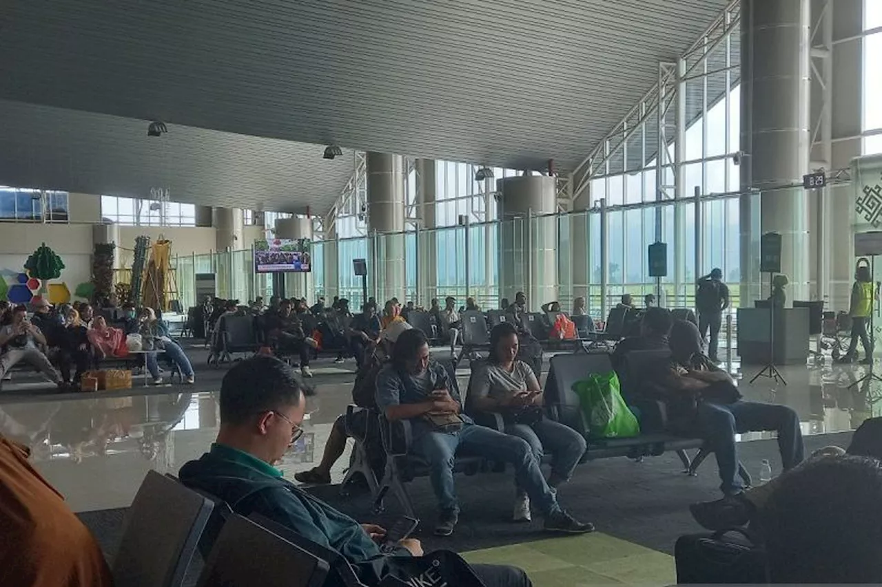 Gunung Ruang Erupsi, Bandara Sam Ratulangi Ditutup Sementara