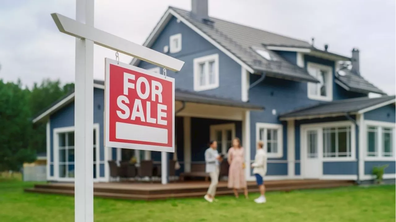 Gold in a holding pattern around $2,400 as U.S. existing home sales fall 4.3% in line with expectations