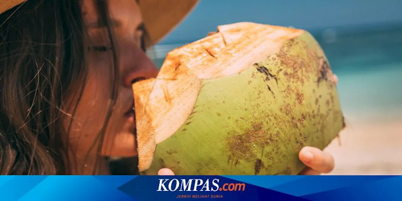 10 Manfaat Minum Air Kelapa Murni Tanpa Gula, Tak Hanya Turunkan Gula Darah