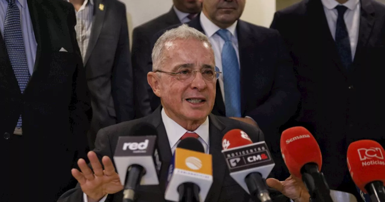 Álvaro Uribe entregó pruebas a la CIDH