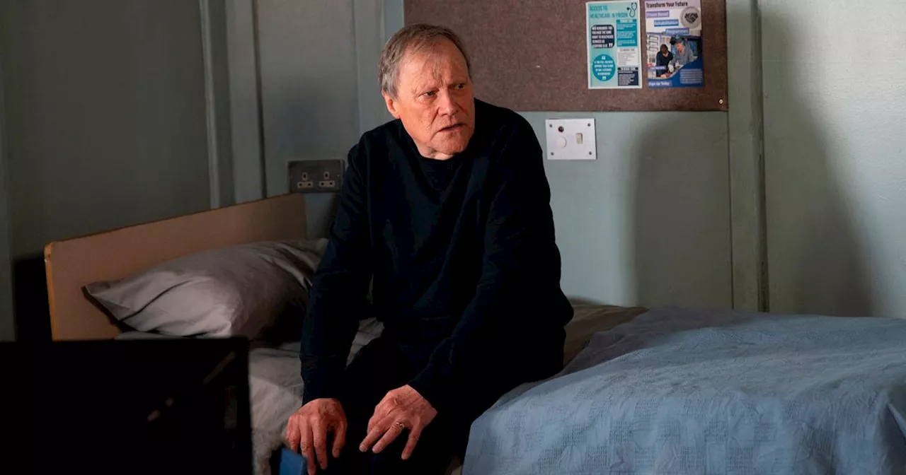 Corrie fans spot 'shifty' suspect in Lauren case that's not Roy, Daniel or Bobby