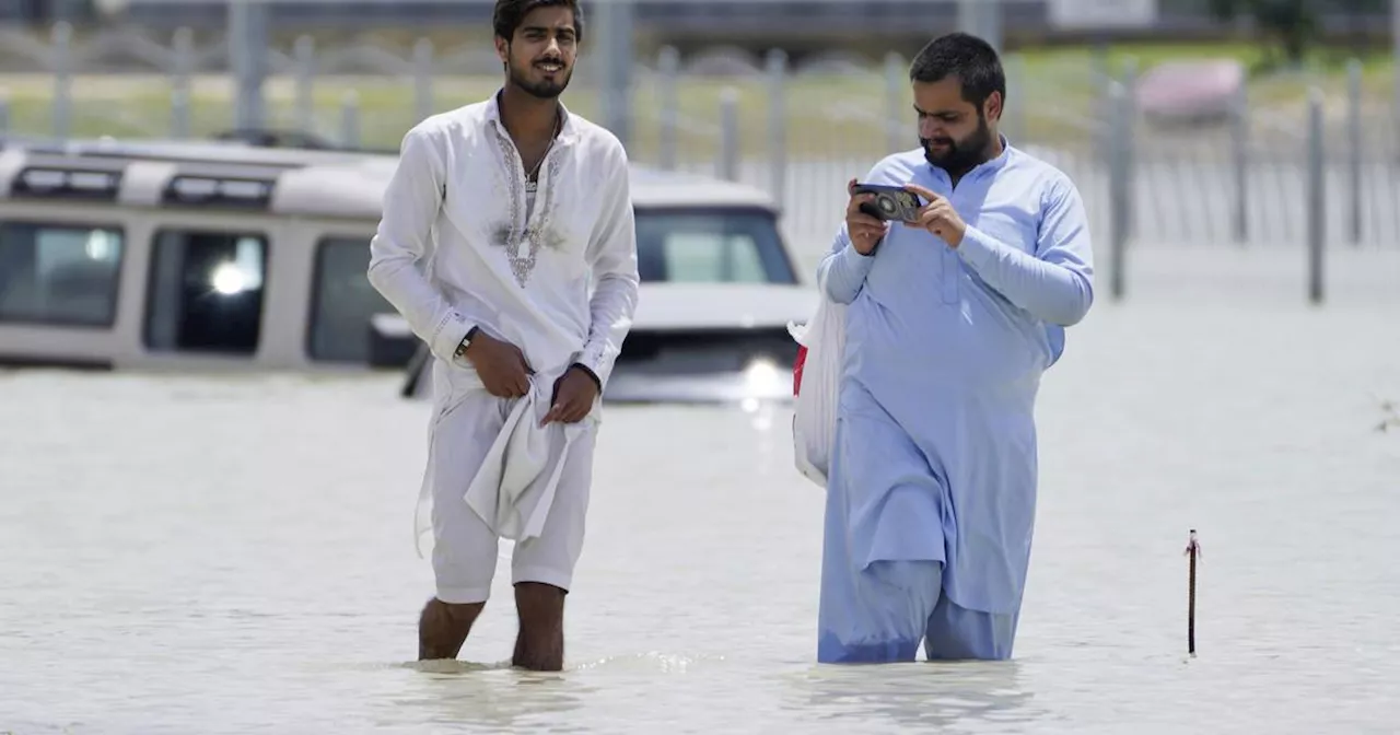 Unwetter in Dubai: Emirate kämpfen mit den Folgen historischer Überschwemmung​