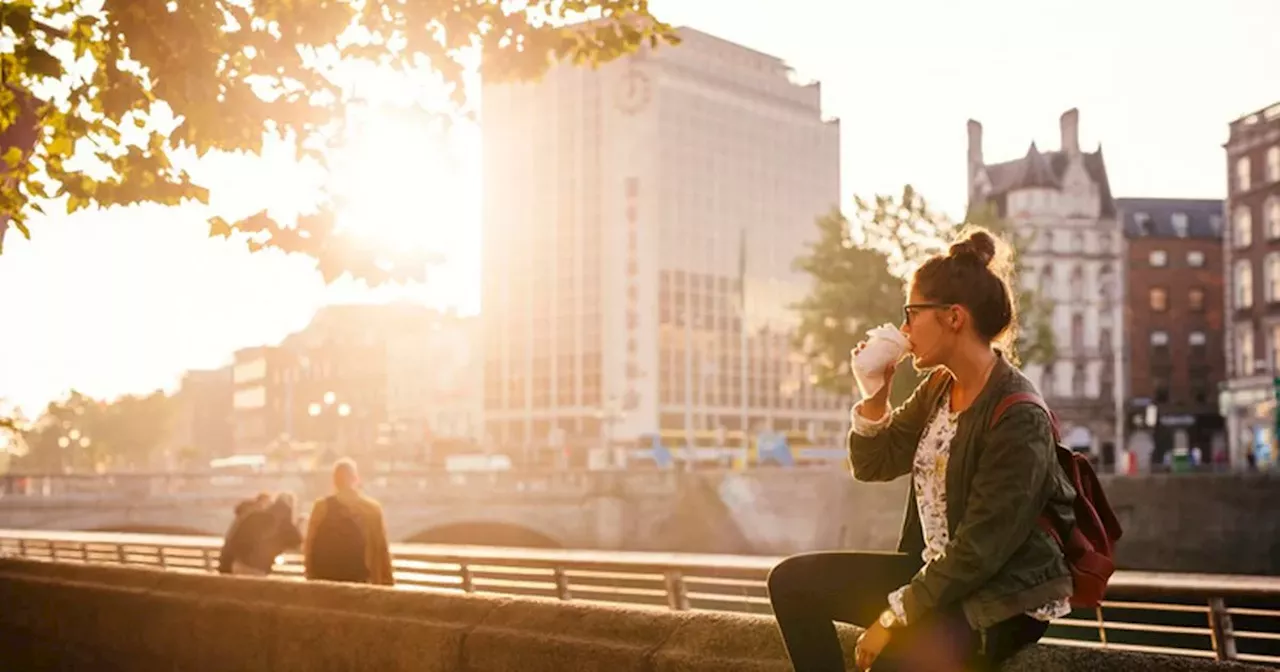 Clear spells, dry days and increasing temperatures for the weekend ahead