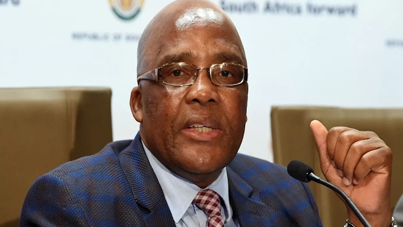 Motsoaledi facilitates distribution of IDs in Ganyesa - SABC News - Breaking news, special reports, world,