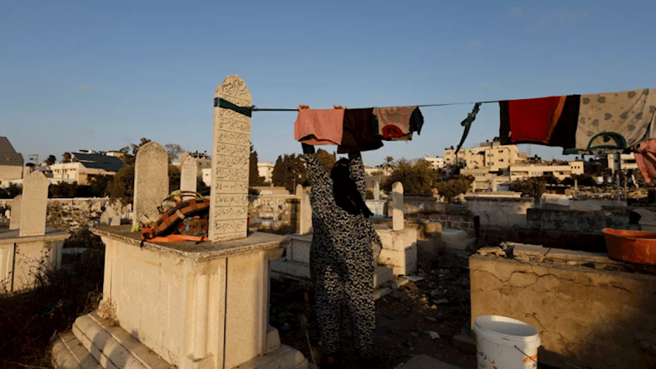 Reuters' Mohammed Salem wins 2024 World Press Photo of the Year award - SABC News