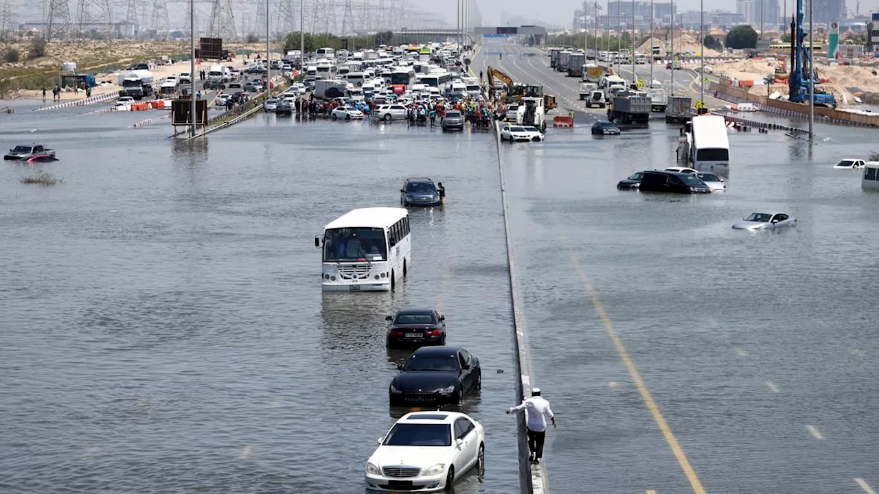 Verdacht auf Wettermanipulation: Haben Menschen den sintflutartigen Regen in Dubai verursacht?