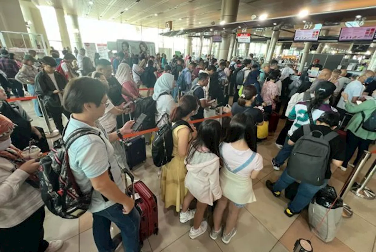 Mt Ruang eruption: Air travellers in Kuching stranded as flights cancelled