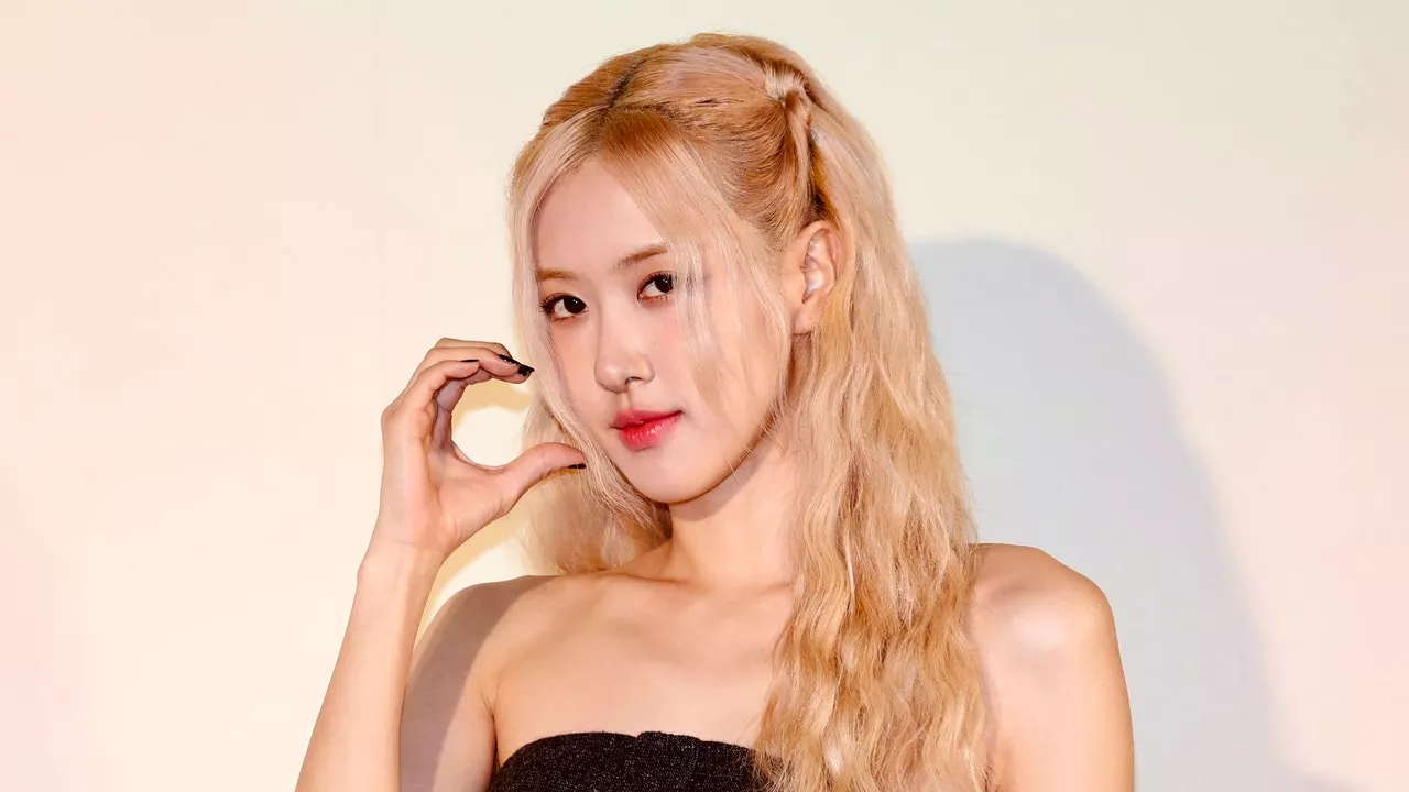 BLACKPINK's Rosé Gave Bayonetta Glasses Her Stamp of Approval — See Photos