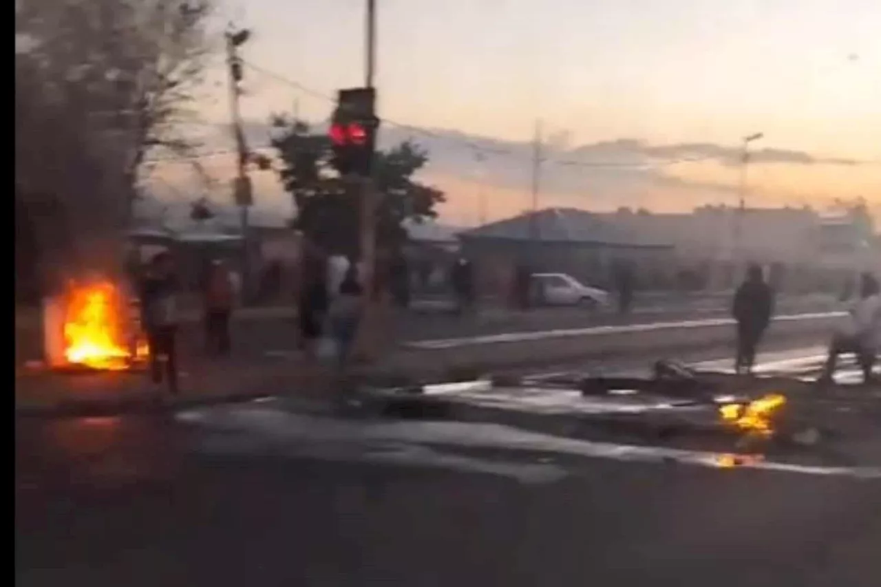 WATCH: Protest action in Soweto, motorists urged to avoid area