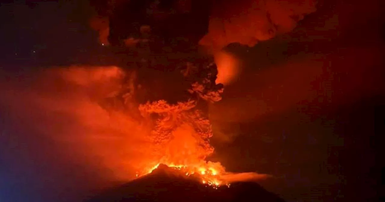 Volcano erupts in Indonesia, alert level raised to highest