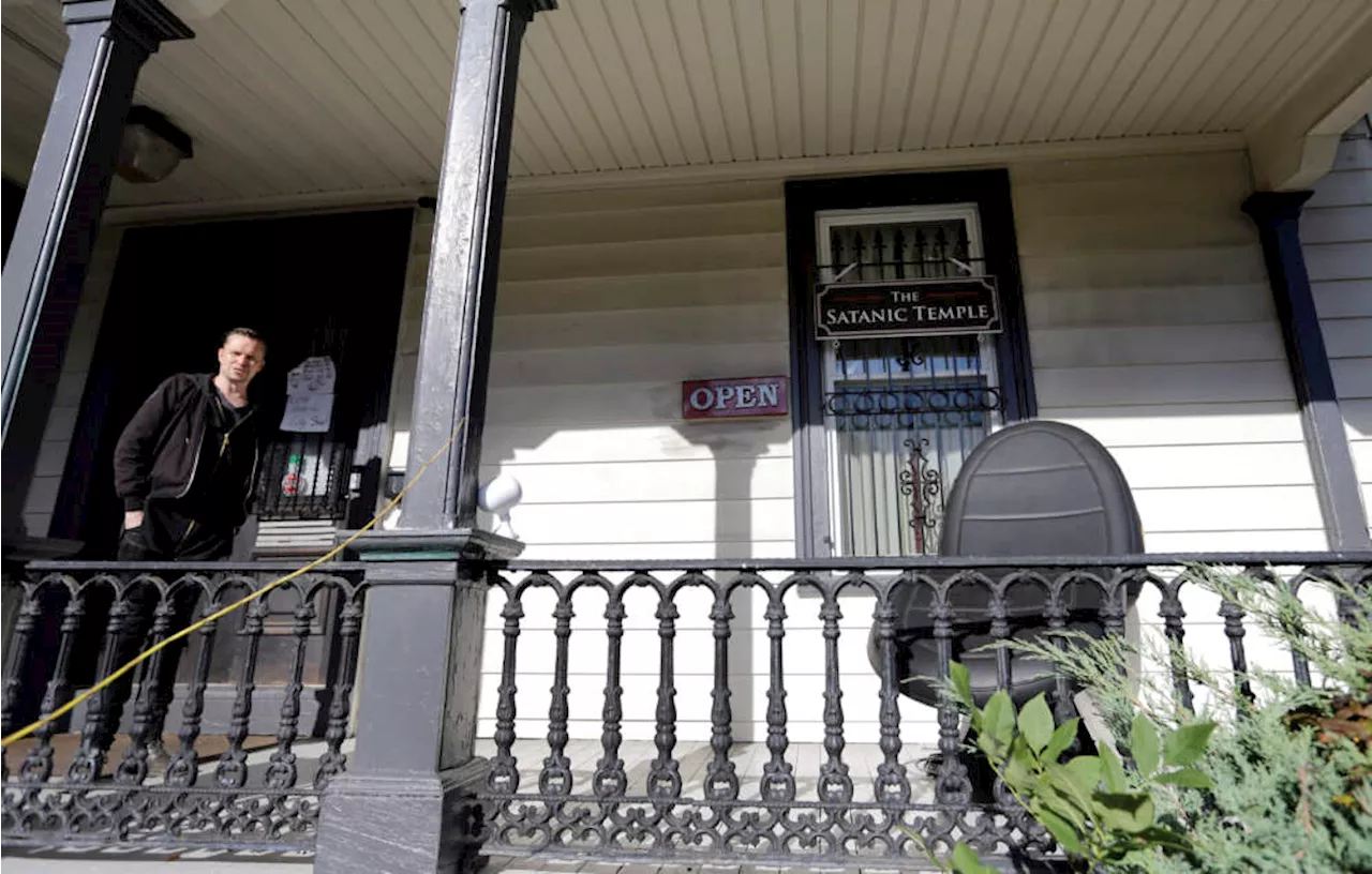 Oklahoma man arrested after authorities say he threw a pipe bomb at Satanic Temple in Mass.