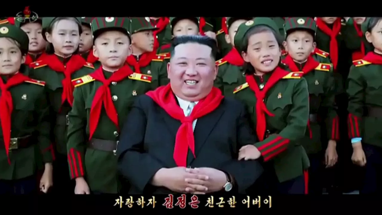 El último éxito musical en Corea del Norte es este surrealista vídeo de Kim Jong-un