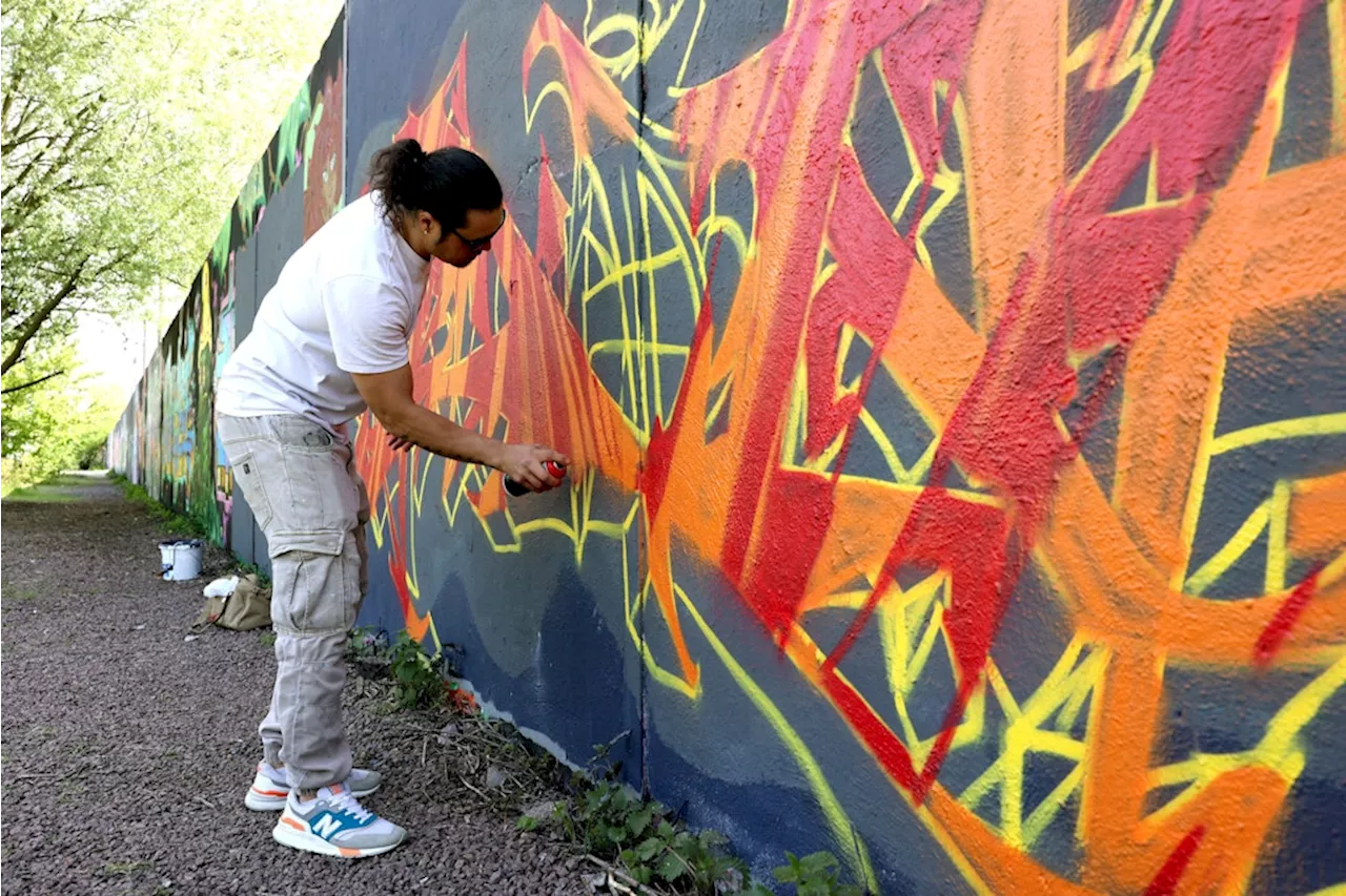 SPD Berlin-Mitte zieht positive Bilanz: Ein Jahr Hall of Fame „North Side Gallery“