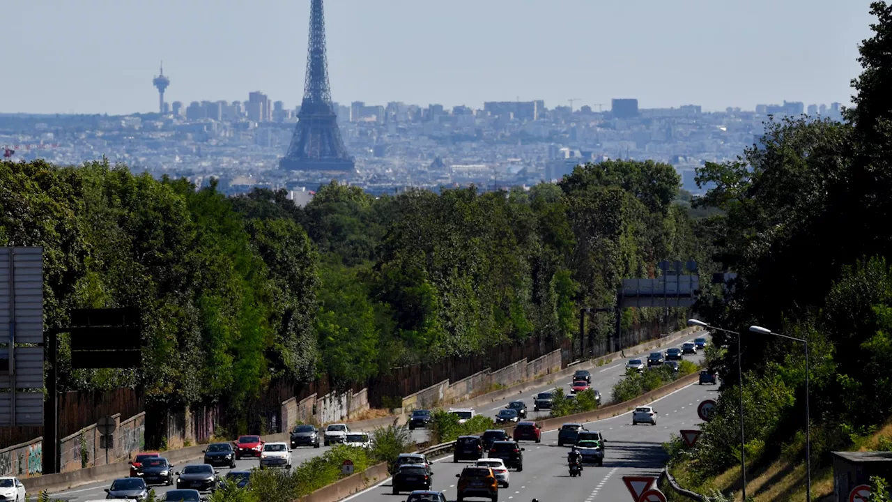 L'autoroute A13 fermée entre le périphérique parisien et Vaucresson 'pour une durée indéterminée'