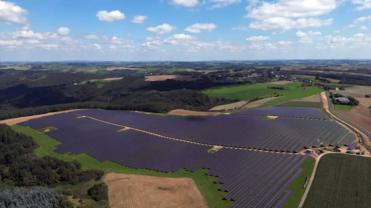 Strom für 60 000 Haushalte: Mega-Solarpark in Rheinland-Pfalz eröffnet