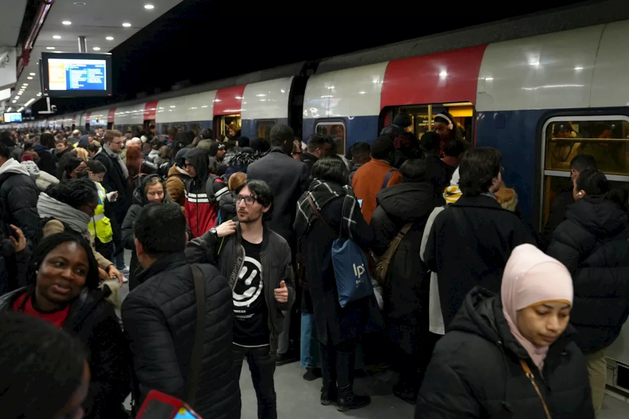 Transports en commun à Paris : à quelles perturbations faut-il s'attendre ce week-end ?