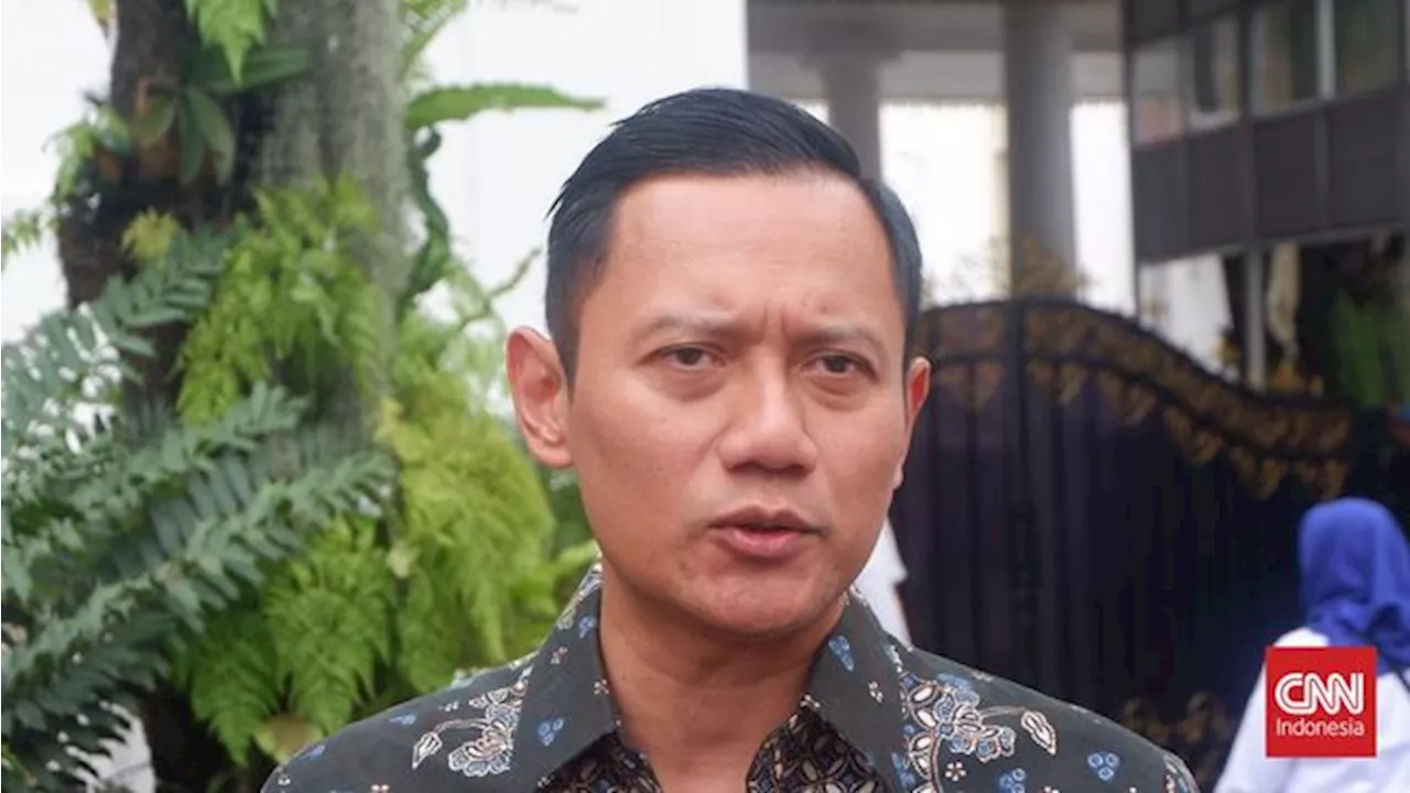 AHY Bagikan Sertifikat Tanah ke 16 Gereja di Jawa Timur