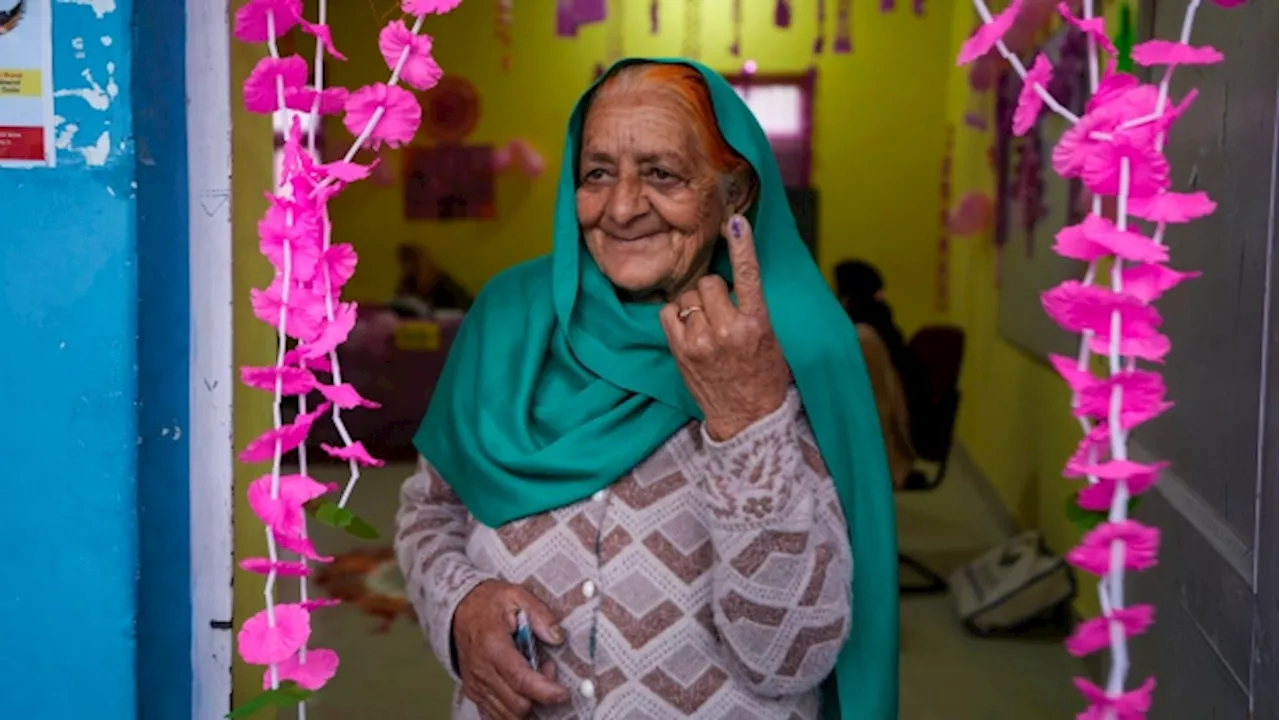 Indians vote in world's largest election