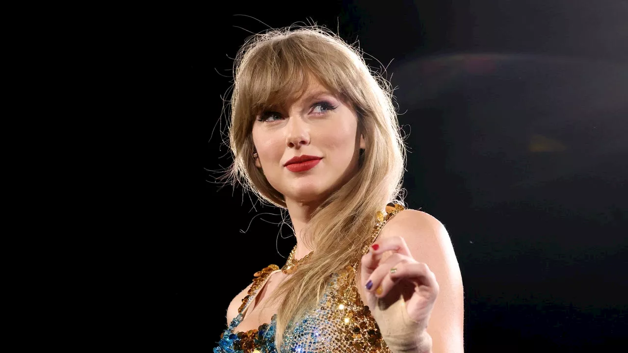 Taylor Swift Shocks Fans with 2am Announcement, Reveals 'Tortured Poets Department' is a Double Album