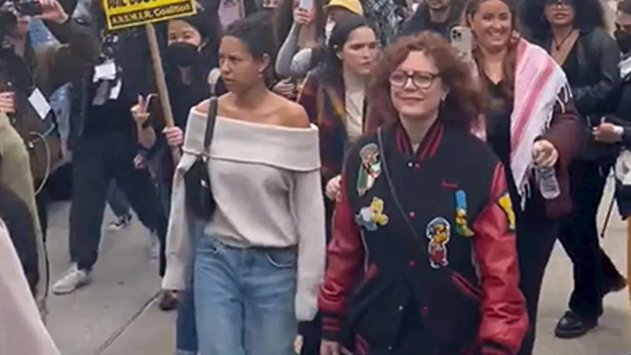 More wild anti-Israel protesters descend on Columbia University lawn vowing to 'hold this line'