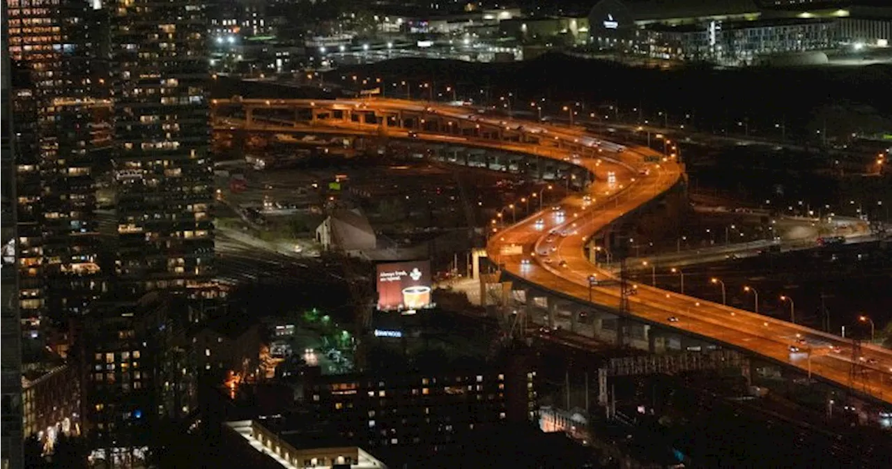 Ontario transportation minister pitches 24-hour work to speed up Gardiner construction