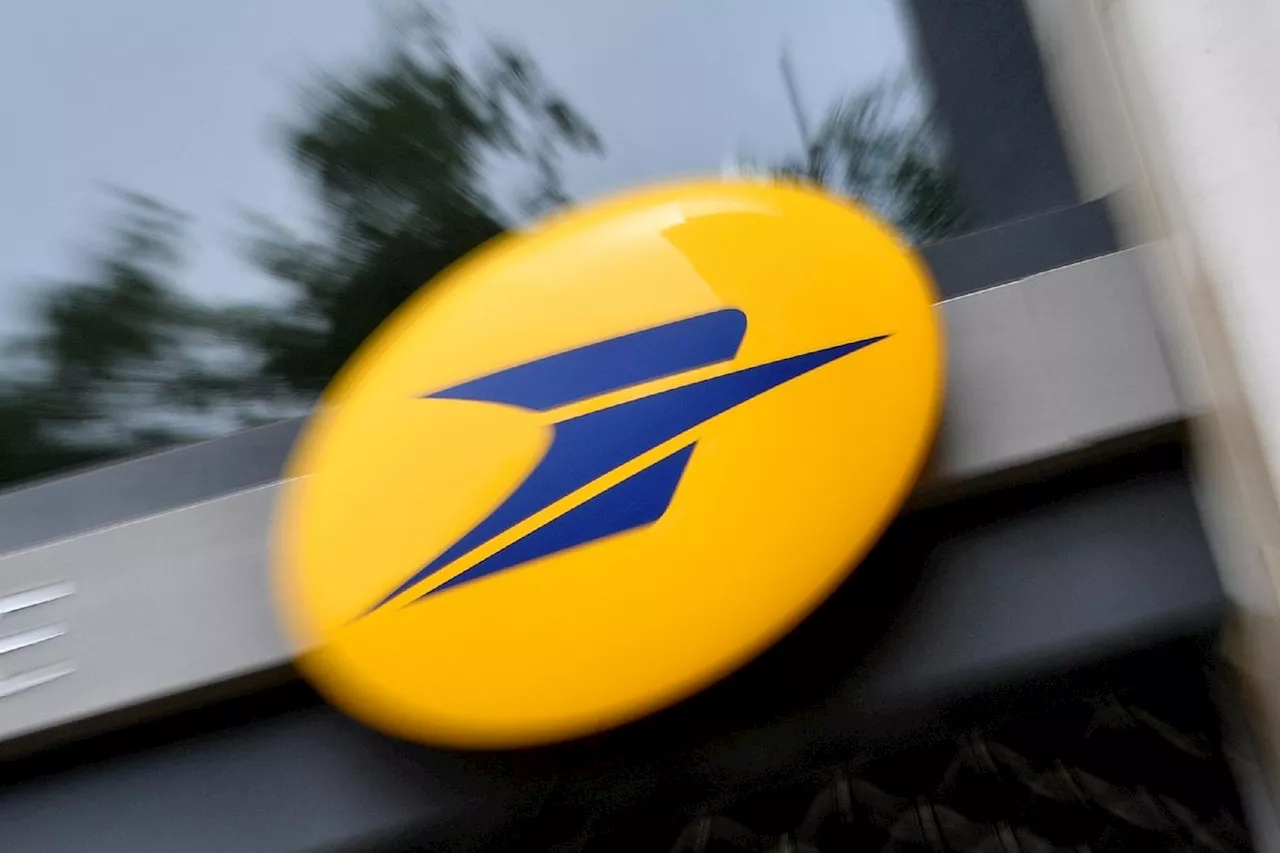 La Poste expérimente des bureaux de poste itinérants en zone rurale