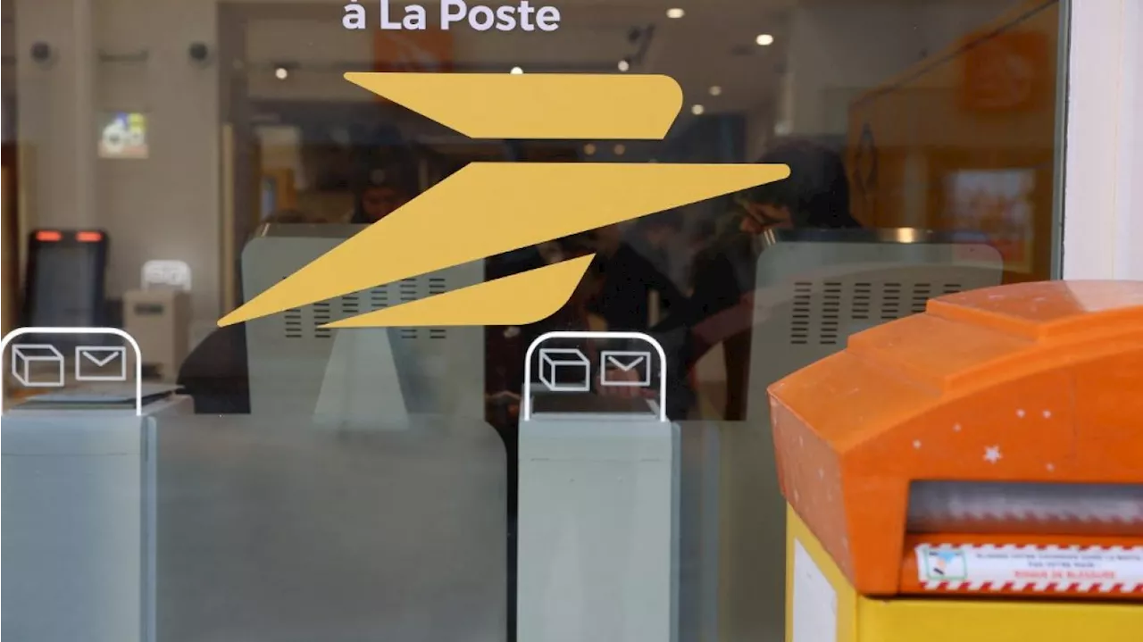 La Poste expérimente des camions-bureaux de poste itinérants en zone rurale