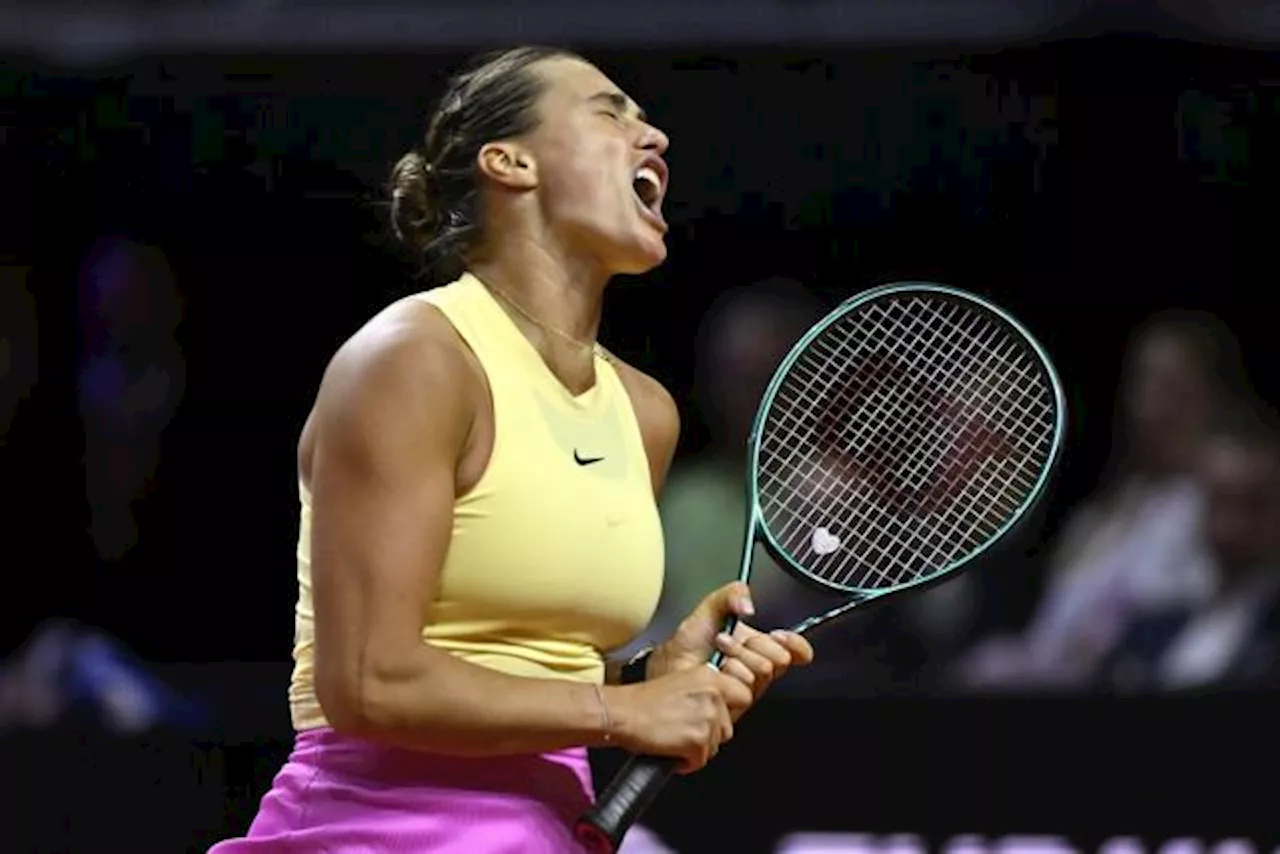 Sabalenka éliminée par Vondrousova en quarts à Stuttgart, Swiatek domine Raducanu