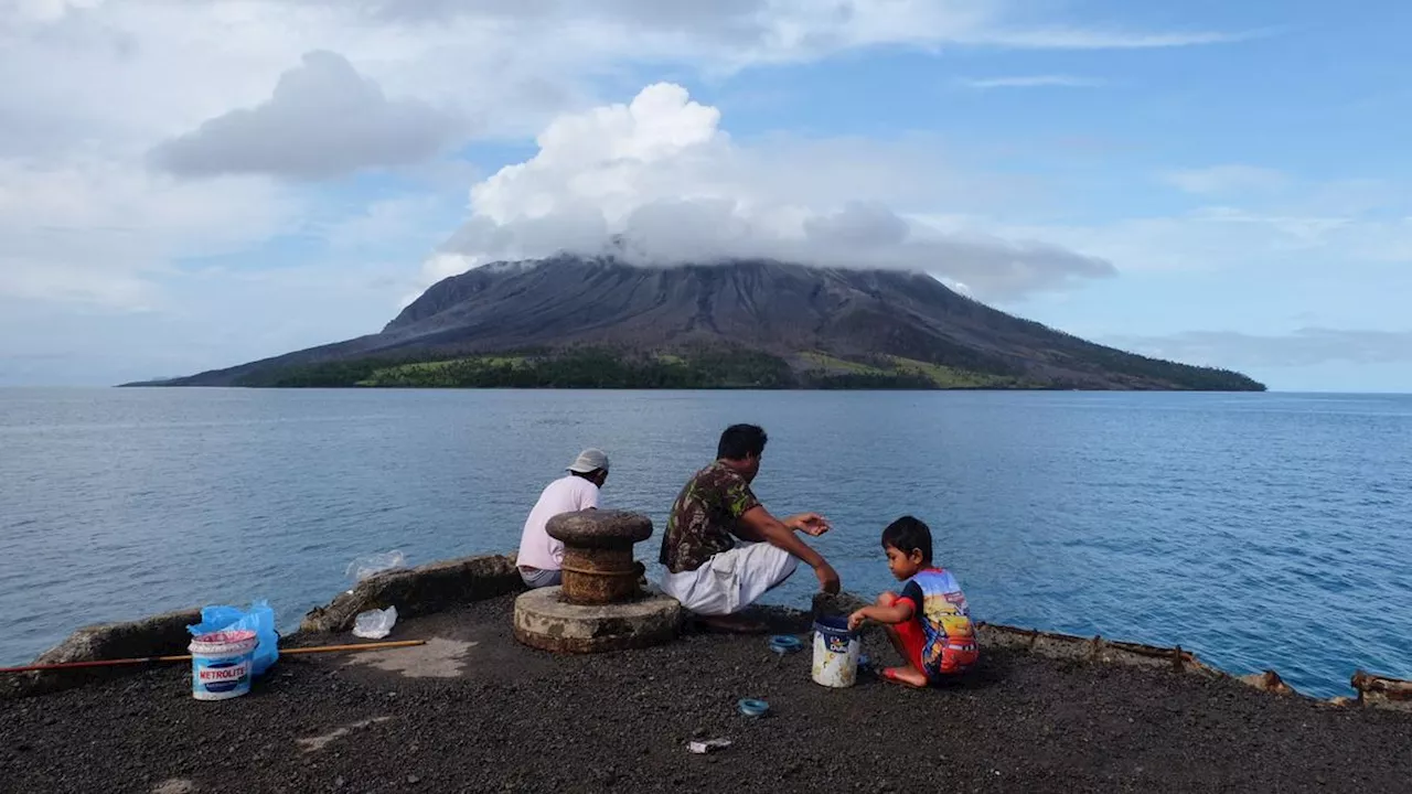 Aktivitas Vulkanik Gunung Ruang Masih Tinggi, Badan Geologi: Masih Ada Potensi Erupsi Eksplosif