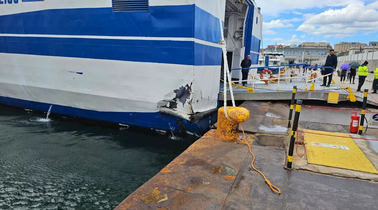 Napoli, nave finisce contro banchina del porto: decine di feriti