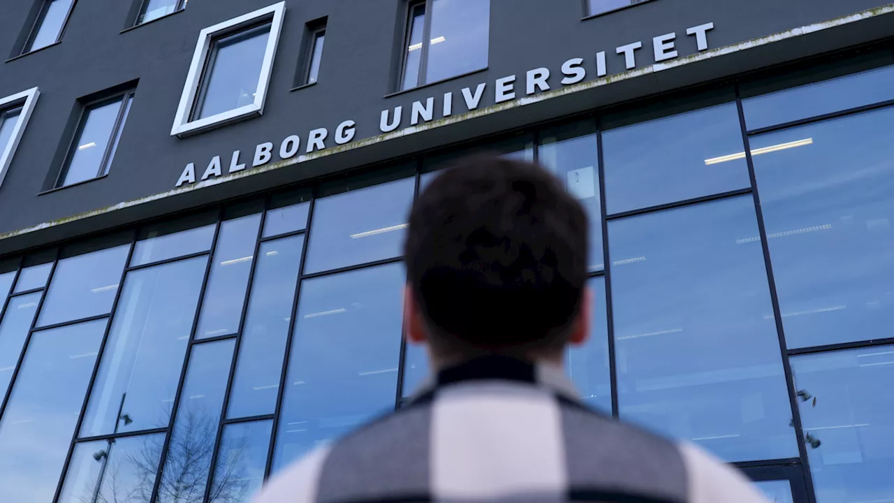 Aalborg Universitet skal skære næsten hver 8. studieplads væk