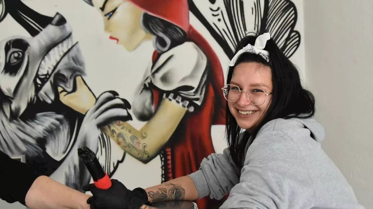 « C’est ma passion, ma petite bulle » : elle s’installe comme tatoueuse à Bouloire