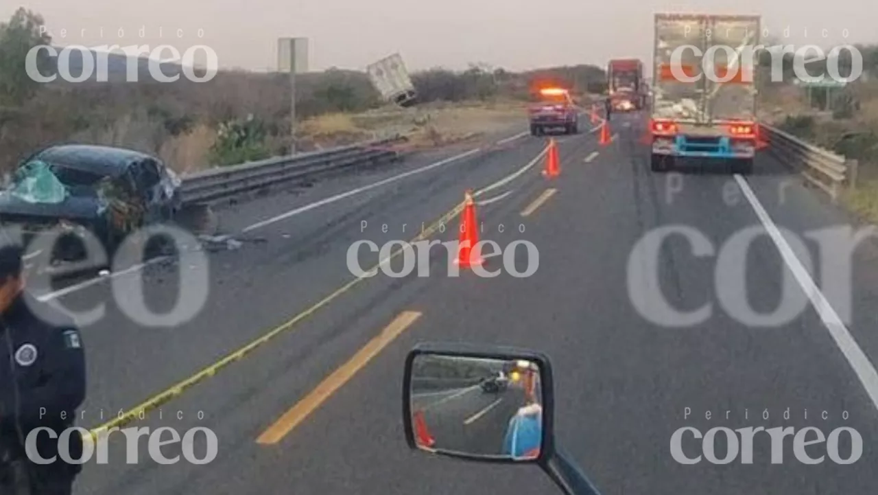 Muere conductor al impactarse con tráiler de San Felipe