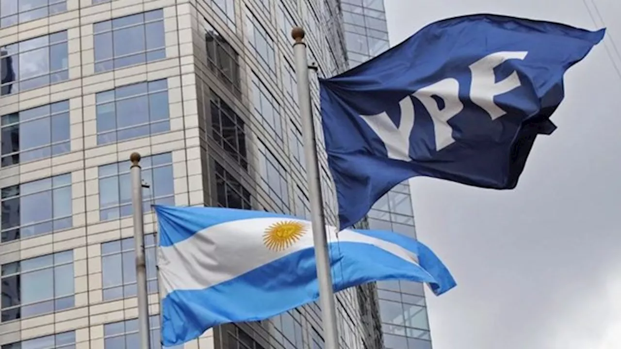 Juicio por YPF: el fondo Burford pidió que pasen a su nombre el 51% de las acciones de la empresa que tiene el Estado argentino