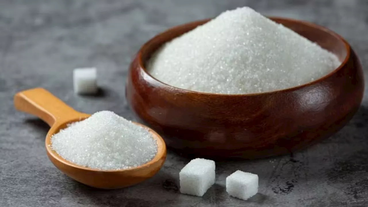 Sugar: స్పూన్ పంచదార వల్ల ఇంత ప్రమాదమా? మరి రోజుకి ఎంత పంచదార తినాలి?