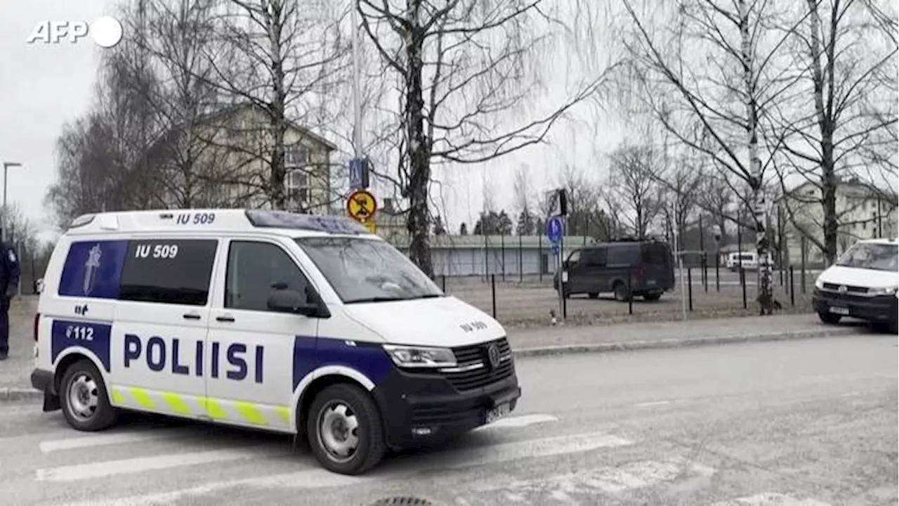 Sparatoria in una scuola in Finlandia, tre minorenni feriti