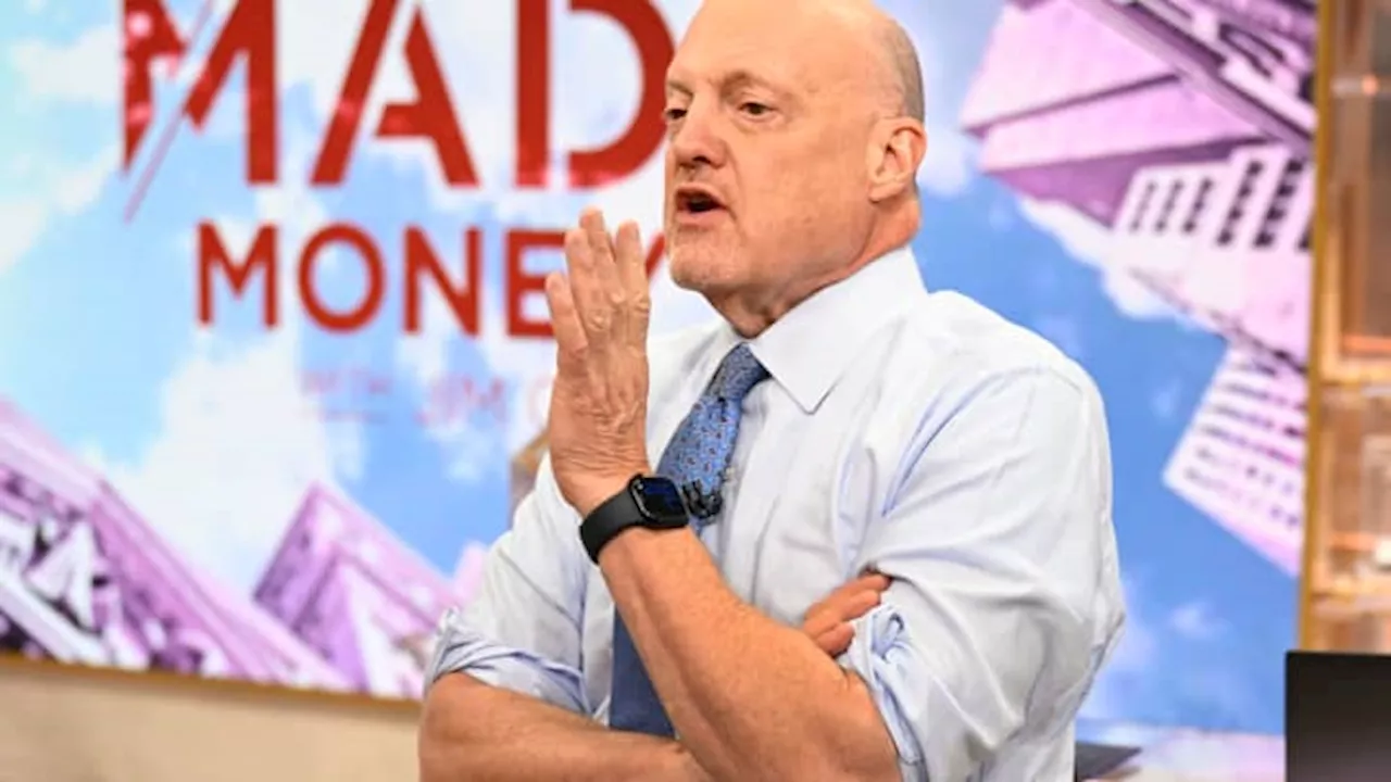 Jim Cramer advises investors not to overreact to recent declines on Wall Street