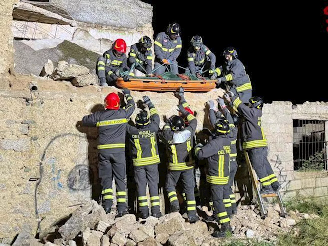 Nuoro, muoiono due ragazzini nel crollo di una casa diroccata