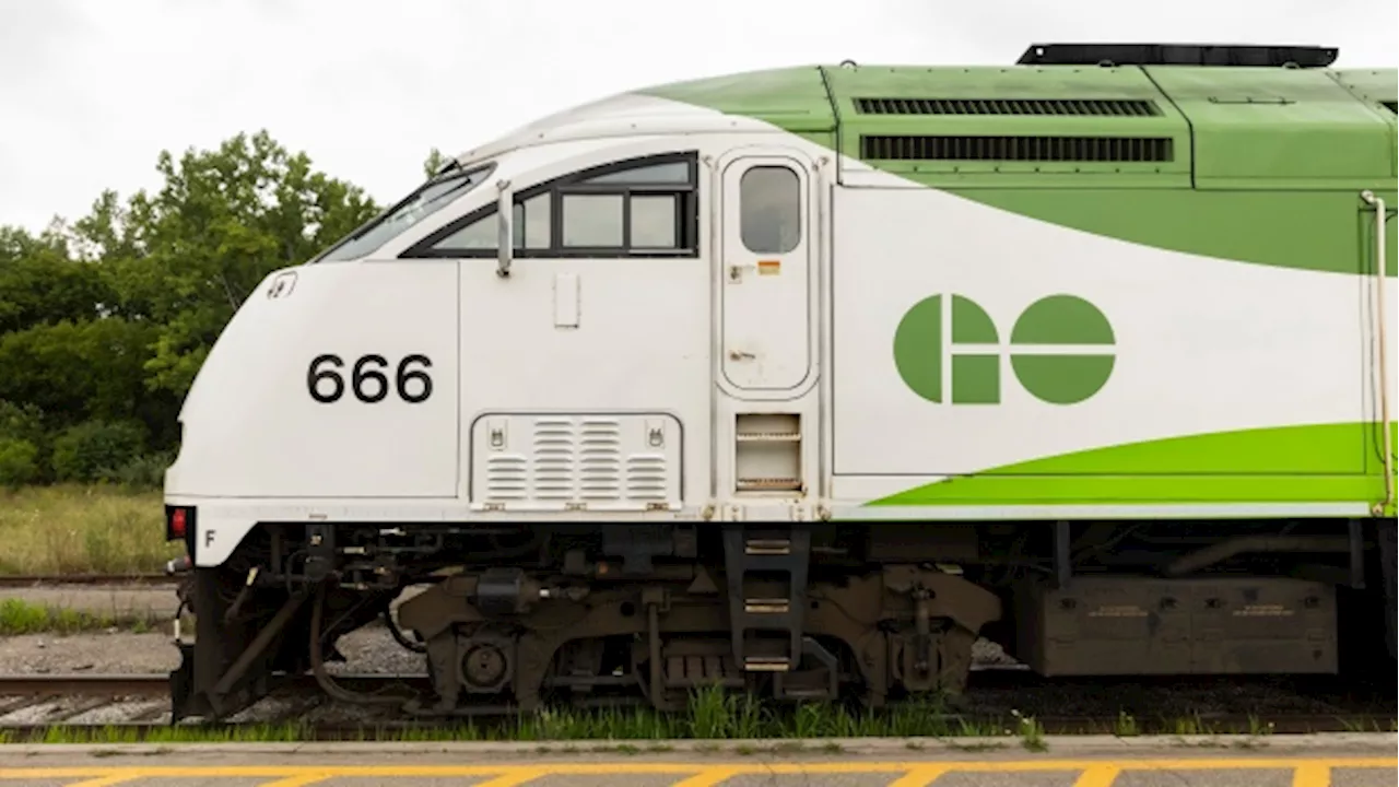 GO trains suspended following incidnt near Rutherford Station