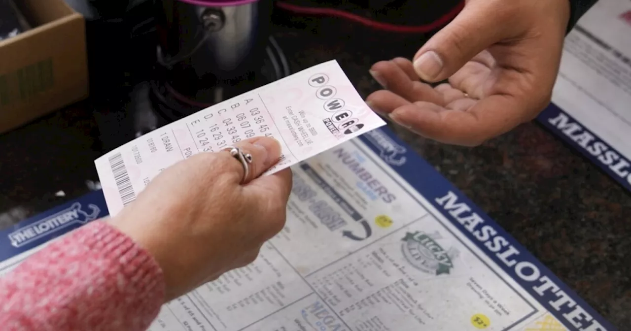 Powerball Jackpot Reaches $1 Billion for Monday Night Drawing