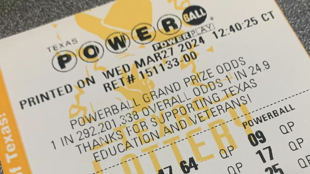 Powerball drawing: Texas ticket wins $100,000 prize in Monday night's drawing