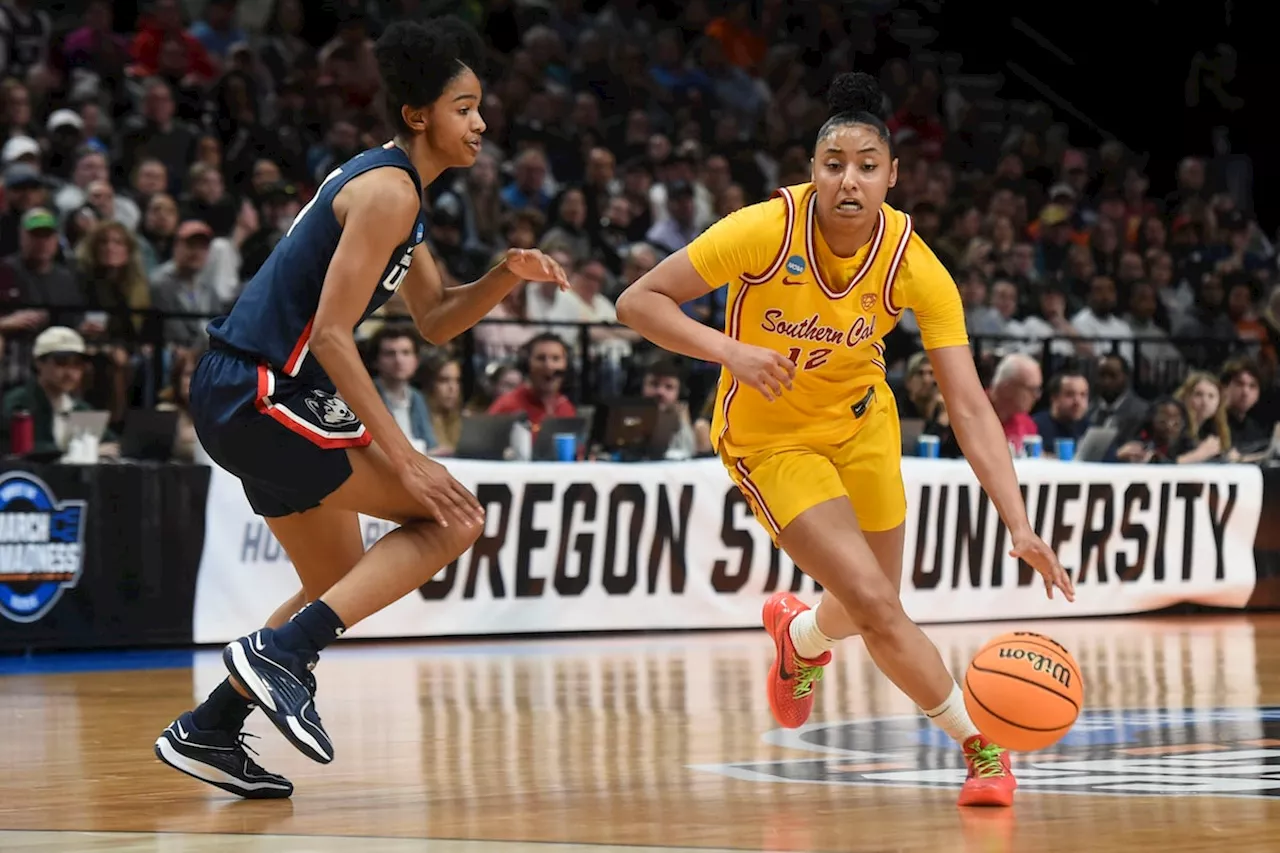 Paige Bueckers lifts UConn back to the Final Four with 80-73 win over JuJu Watkins and USC