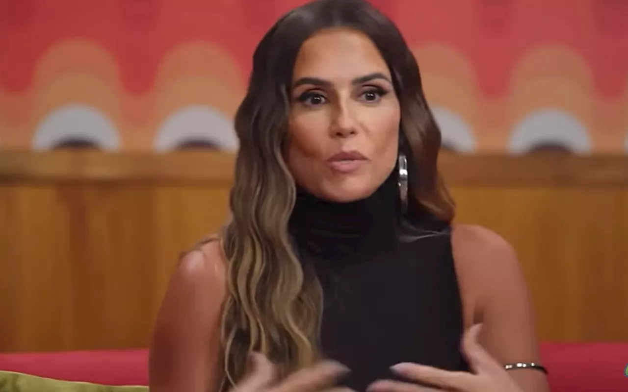 Deborah Secco revela detalhes íntimos em entrevista