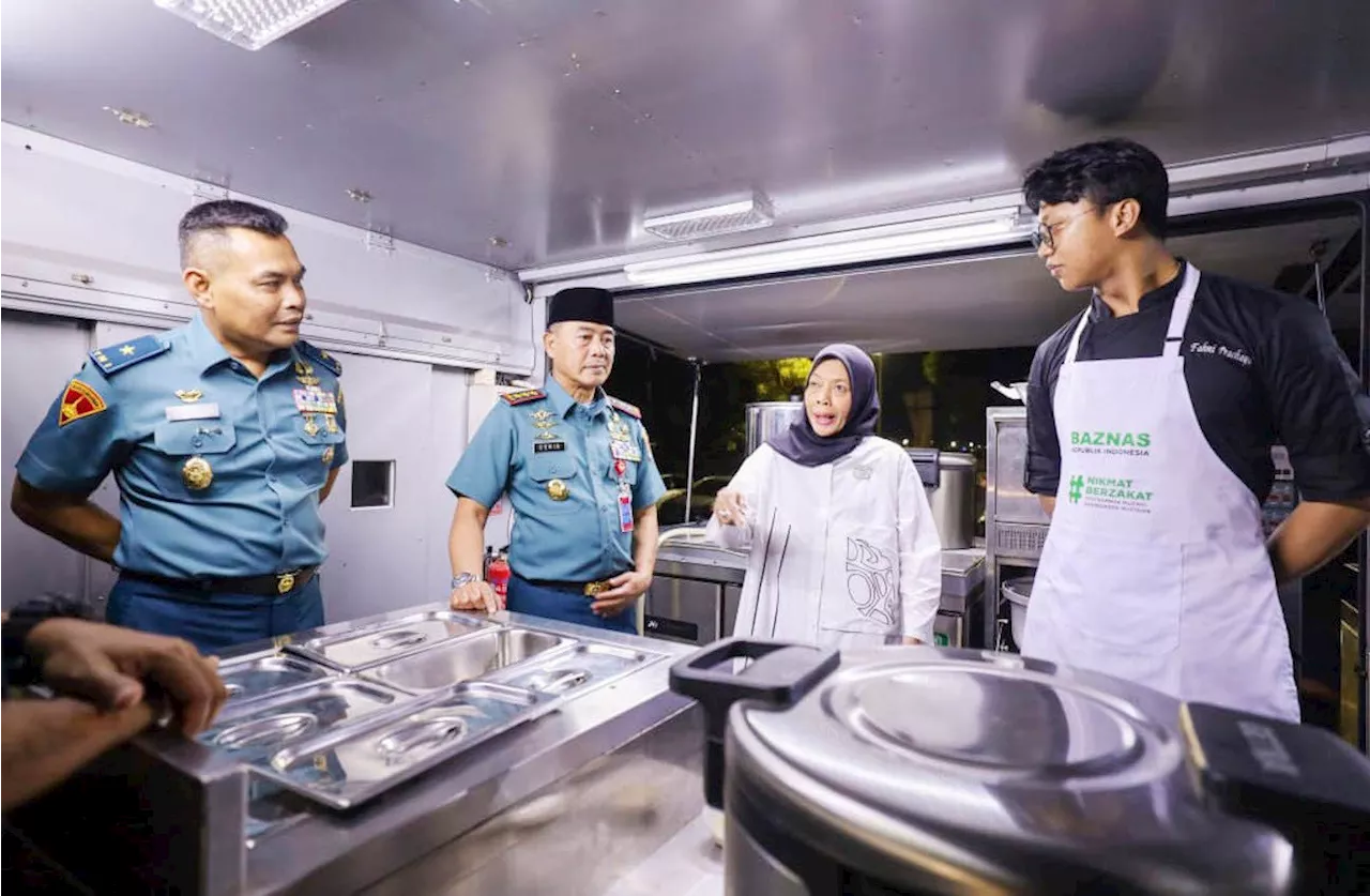 BAZNAS dan TNI AL Gelar Buka Puasa Bersama Ojol dan Masyarakat Pesisir