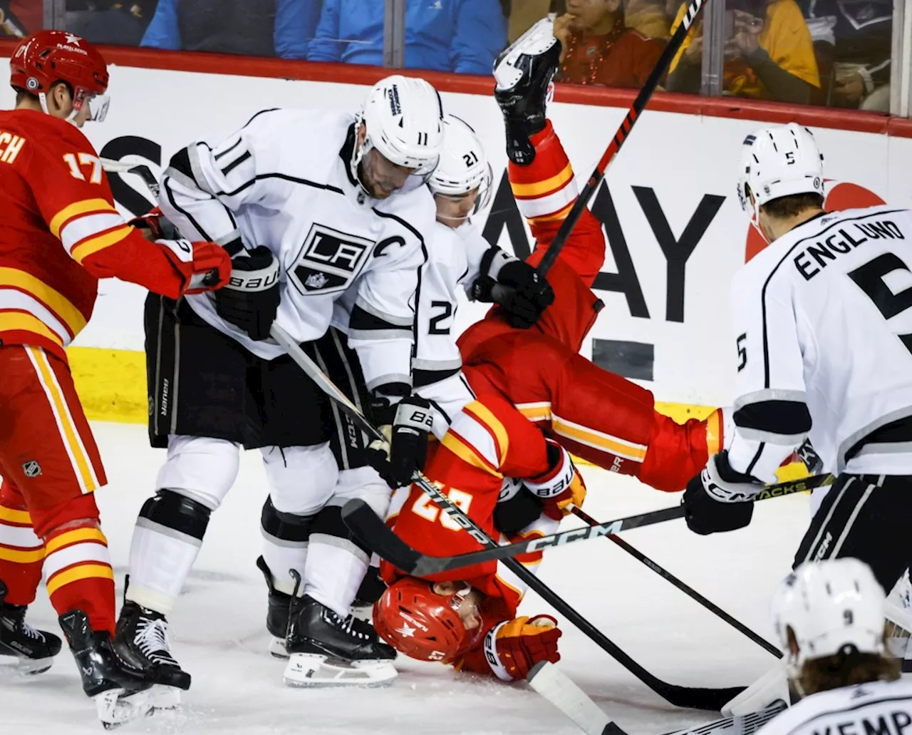 After disappointing road trip, Kings need to hold off St. Louis for final playoff spot