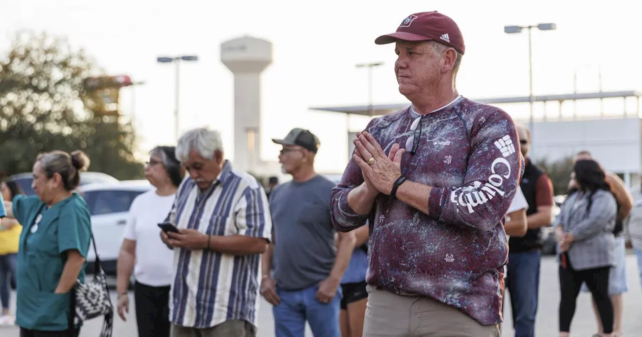 Uvalde mayor resigns, citing health issues in wake of controversial report on 2022 school shooting