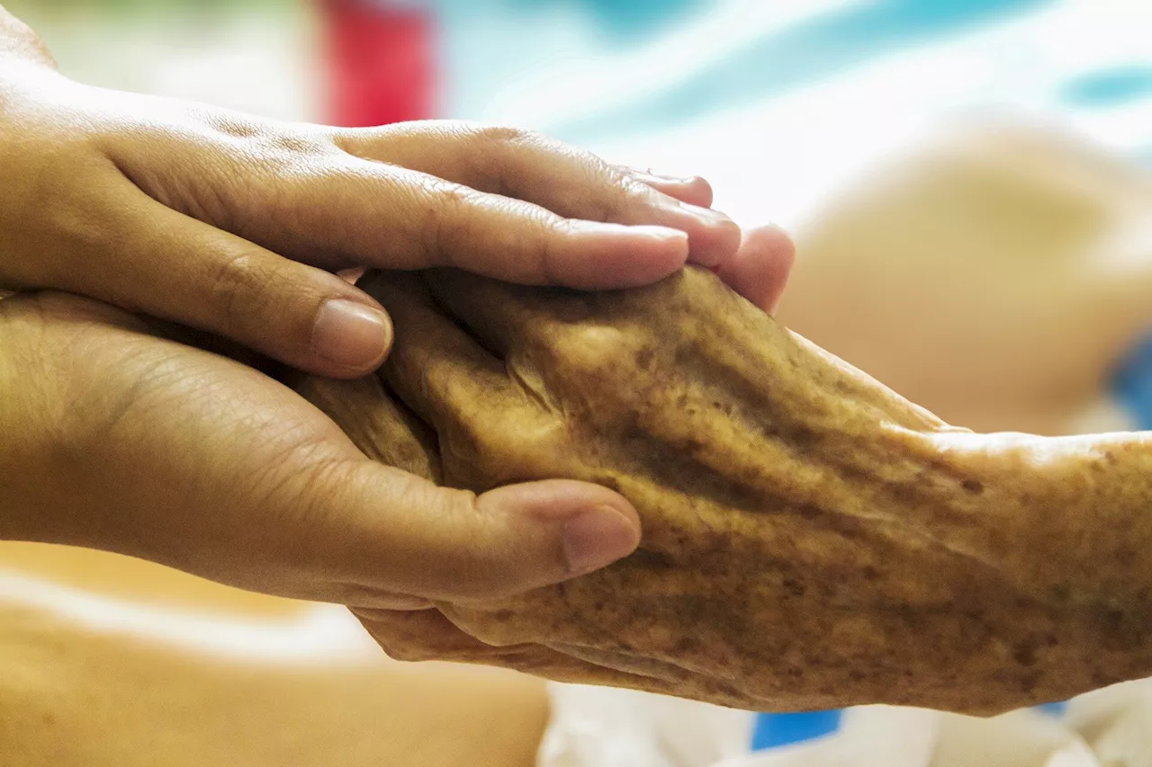 Hospice Care for Dementia Patients Falls Short of Meeting Needs