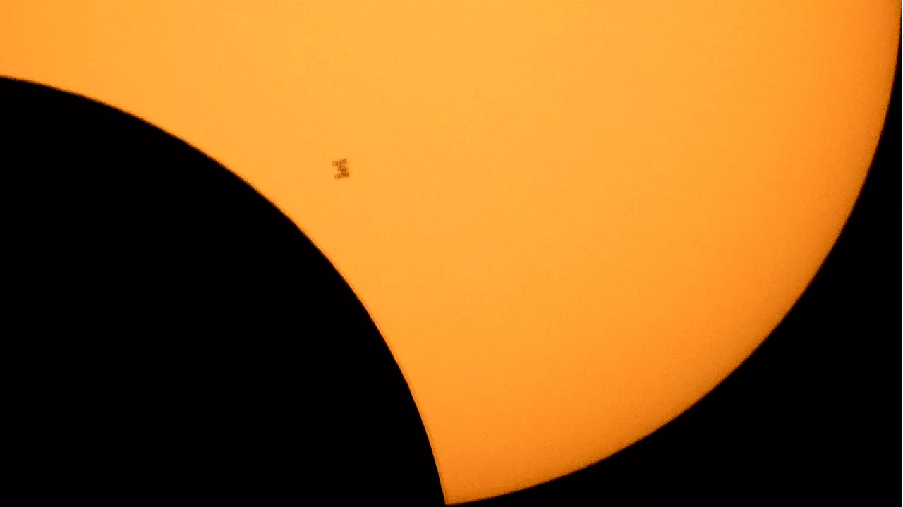 New York inmates sue to watch the solar eclipse after prisons ordered locked down