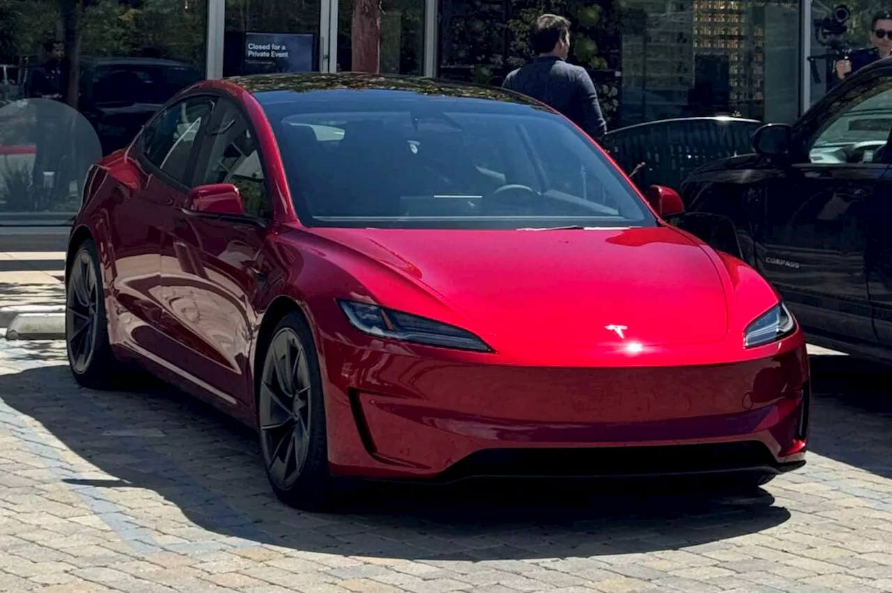 Tesla Model 3 Performance Highland undisguised yet again – best look of “Ludicrous” yet, reveal very soon?